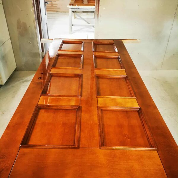 Veneered doors with panels/decorative molding (stain/varnish)